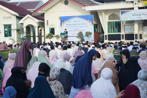 Sholat Idul Fitri 1445 H Dilaksanakan dengan Khidmat ditengah Situasi Pembangunan Gedung di RS Islam Jakarta Sukapura Kelapa Gading